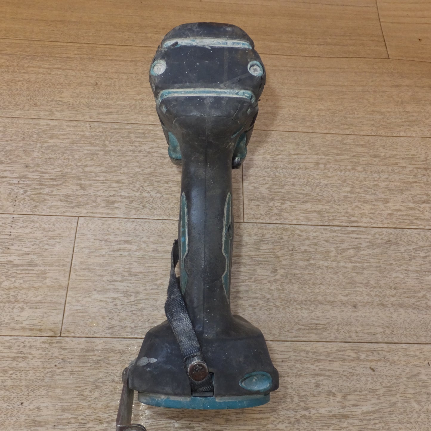 [送料無料] 現状品★マキタ makita 充電式インパクトレンチ TW281D 18V 本体のみ★