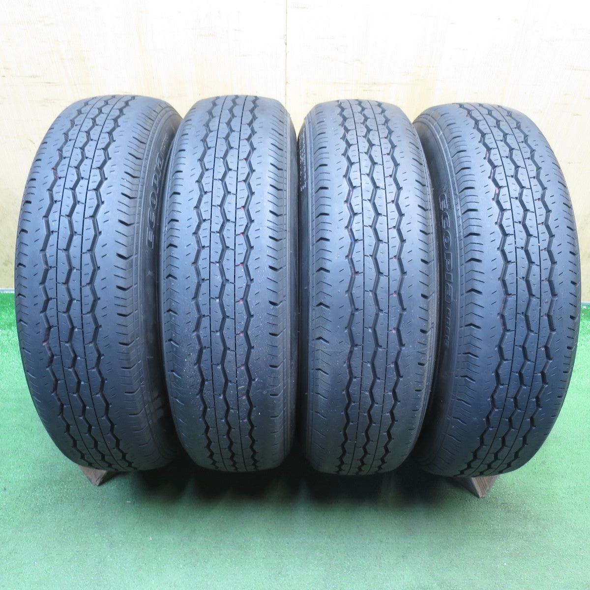 新車外し！26年◎トヨタ ハイエース 純正 スチール 195/80R15 107/105S ブリヂストン エコピア RD613 15インチ PCD139.7/6H◎6091910NJノ