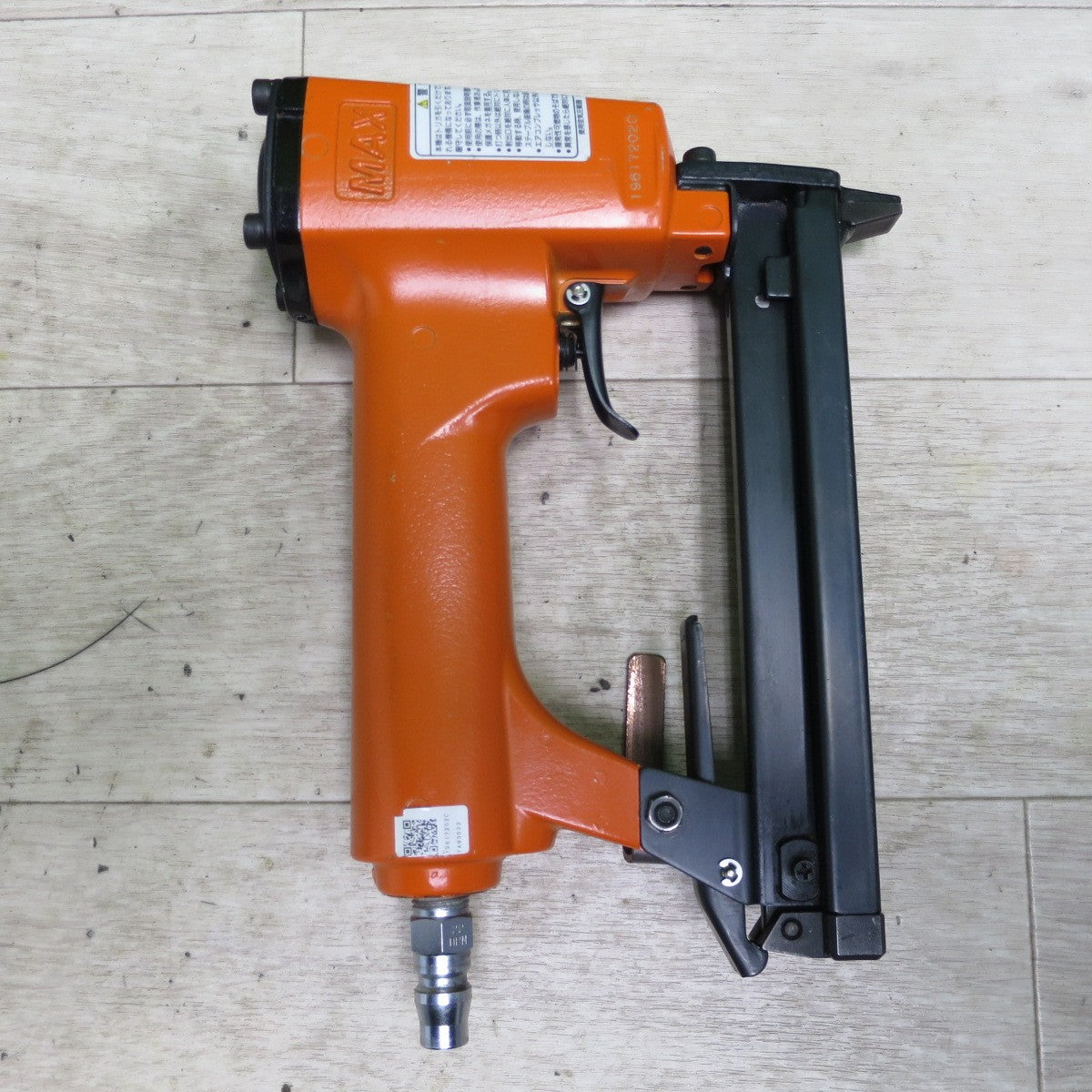[送料無料] キレイ☆マックス 常圧 ステープル用 釘打機 エア ネイラ 10-22mm TA-35A/422J  箱付き 釘打ち機 エア工具☆