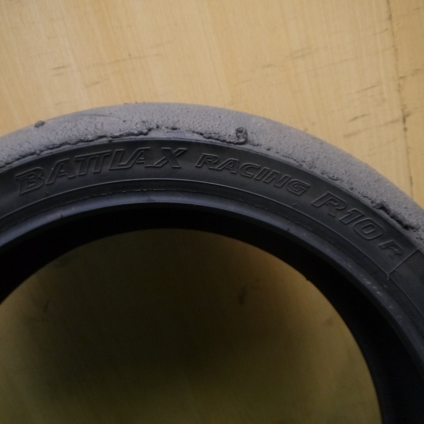 前後2本セット★バイク タイヤ 120/600R17 180/640R17 ブリヂストン バトラックス レーシング R10R レース 17インチ CBR600RR 等★5092211Hノタ