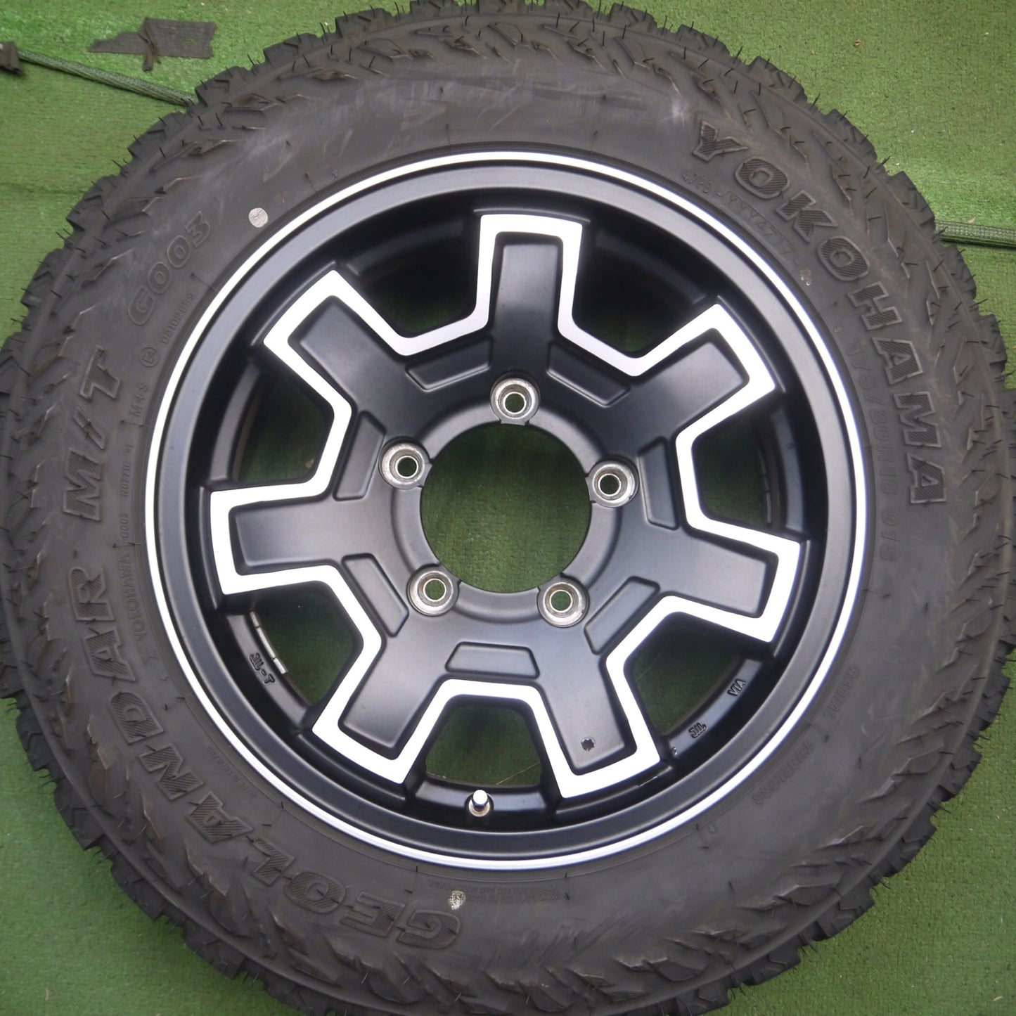 *送料無料* キレイ★ジムニー WILD CRUISING LX 175/80R16 ヨコハマ ジオランダー M/T G003 ワイルドクルージング PCD139.7/5H★4061809Hノ
