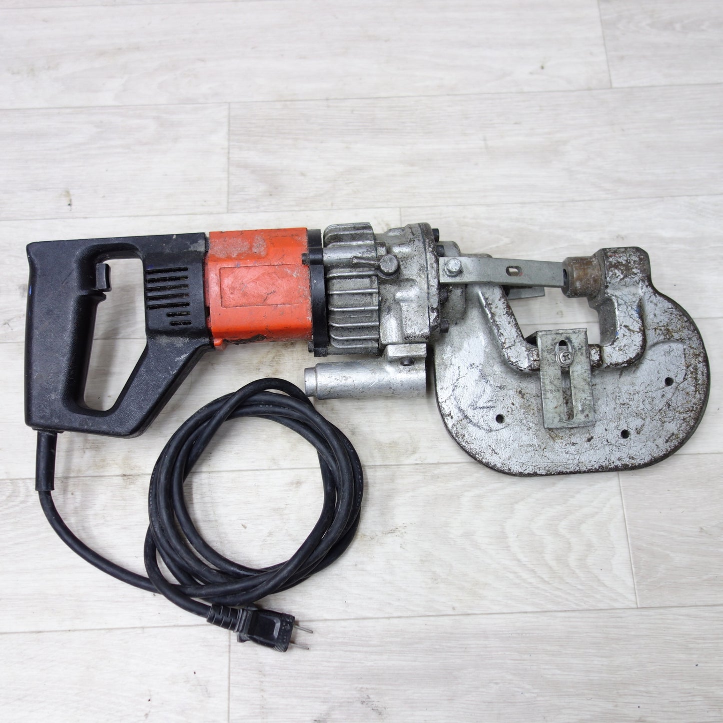 [送料無料] ◆IKURA イクラ 育良精機 電動パンチャー 型番不明 油圧パンチャー 電動工具 100V◆