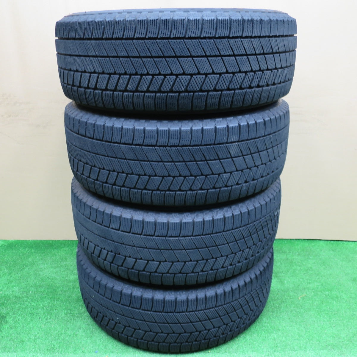 バリ溝！21年！キレイ！9分★ベンツ 等 Eurodesign EIGER 205/55R16 スタッドレス ブリヂストン ブリザック VRX3 16インチ ユーロデザイン アイガー PCD112/5H★5120303NKス