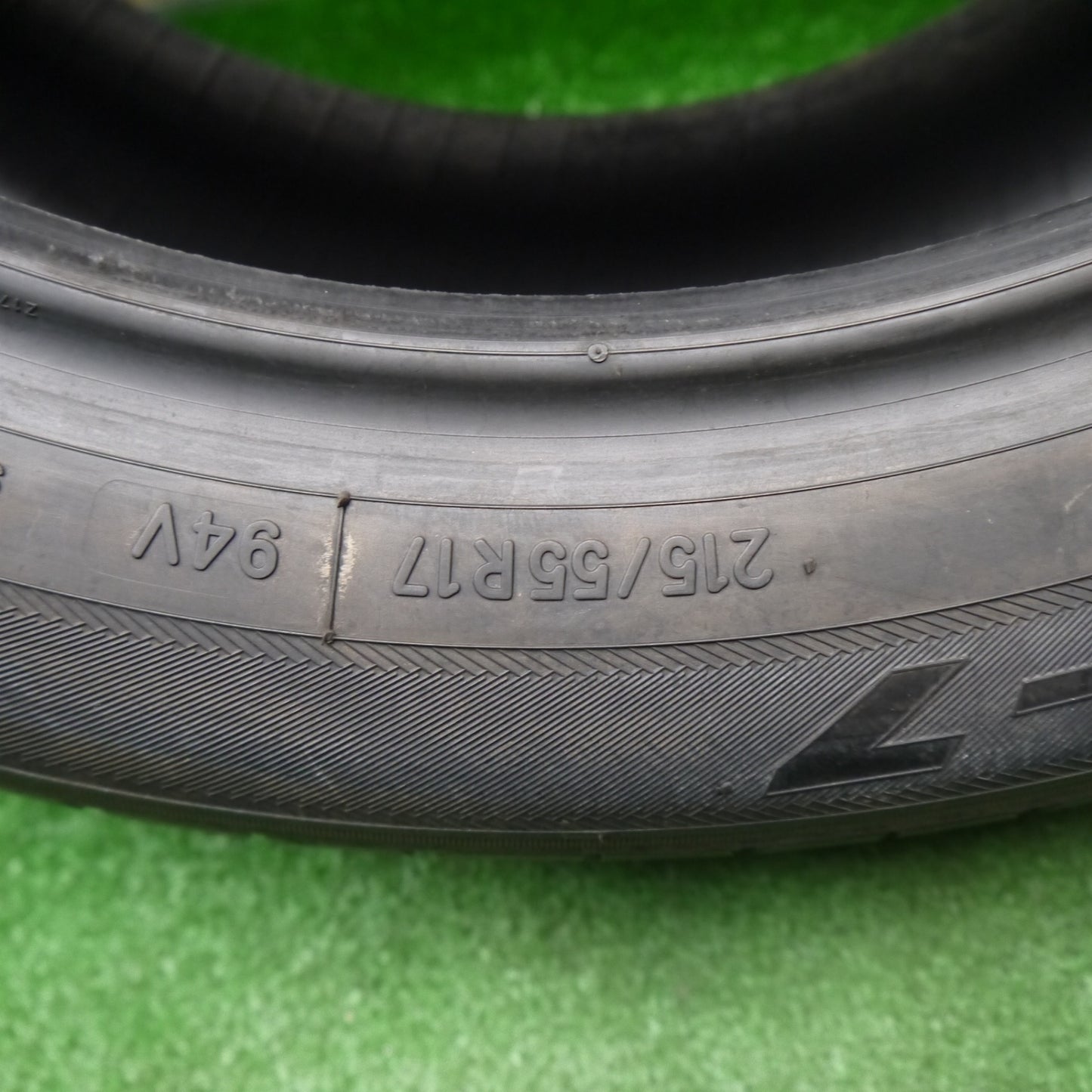 新車外し！2本★215/55R17 トーヨー SD-7 タイヤ 17インチ クラウン カムリ ヴェゼル スカイライン フォレスター 等★5110409Hノタ