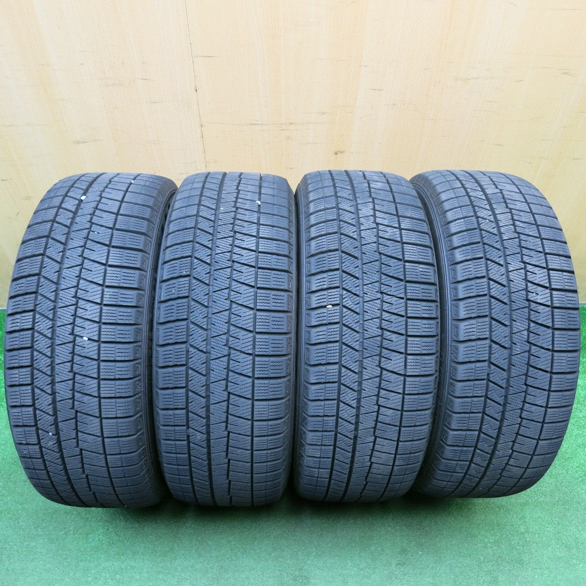 バリ溝！21年！キレイ！9.5分★スバル レヴォーグ 純正 215/50R17 スタッドレス ダンロップ ウインターマックス 03 17インチ PCD114.3/5H★5121110HAス