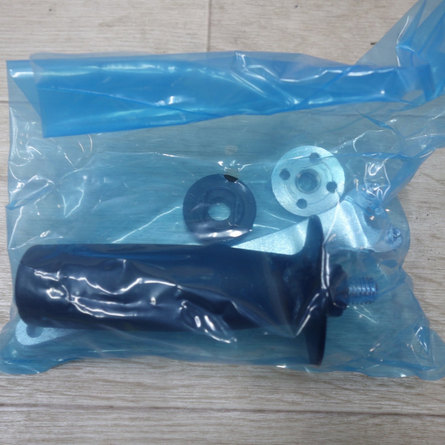 [送料無料] 未使用◆BOSCH  100mm ディスクグラインダー GWS 6-100 PROFESSIONAL 電動 工具 研摩 研磨 機 研削 ボッシュ◆
