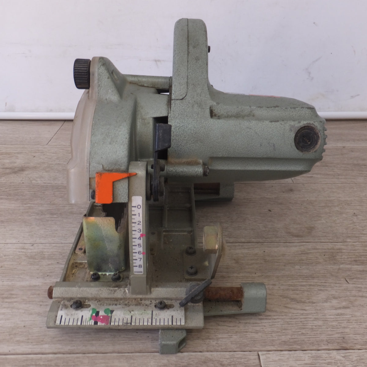 ★マキタ makita 小型ミゾキリ 3004A　刃径 120mm以下 刃幅 2.4～21mm　100V 12A 50-60Hz 1150W 8000/min.★