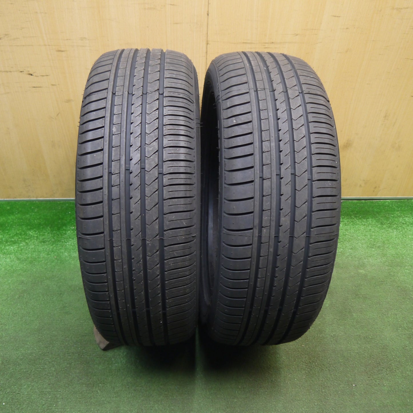 未使用！25年！2本★225/55R19 ウィンラン R330 WINRUN タイヤ 19インチ CX-30 CX-8 CX-5 アウトバック アルファード クラウン 等★6021809Hノタ