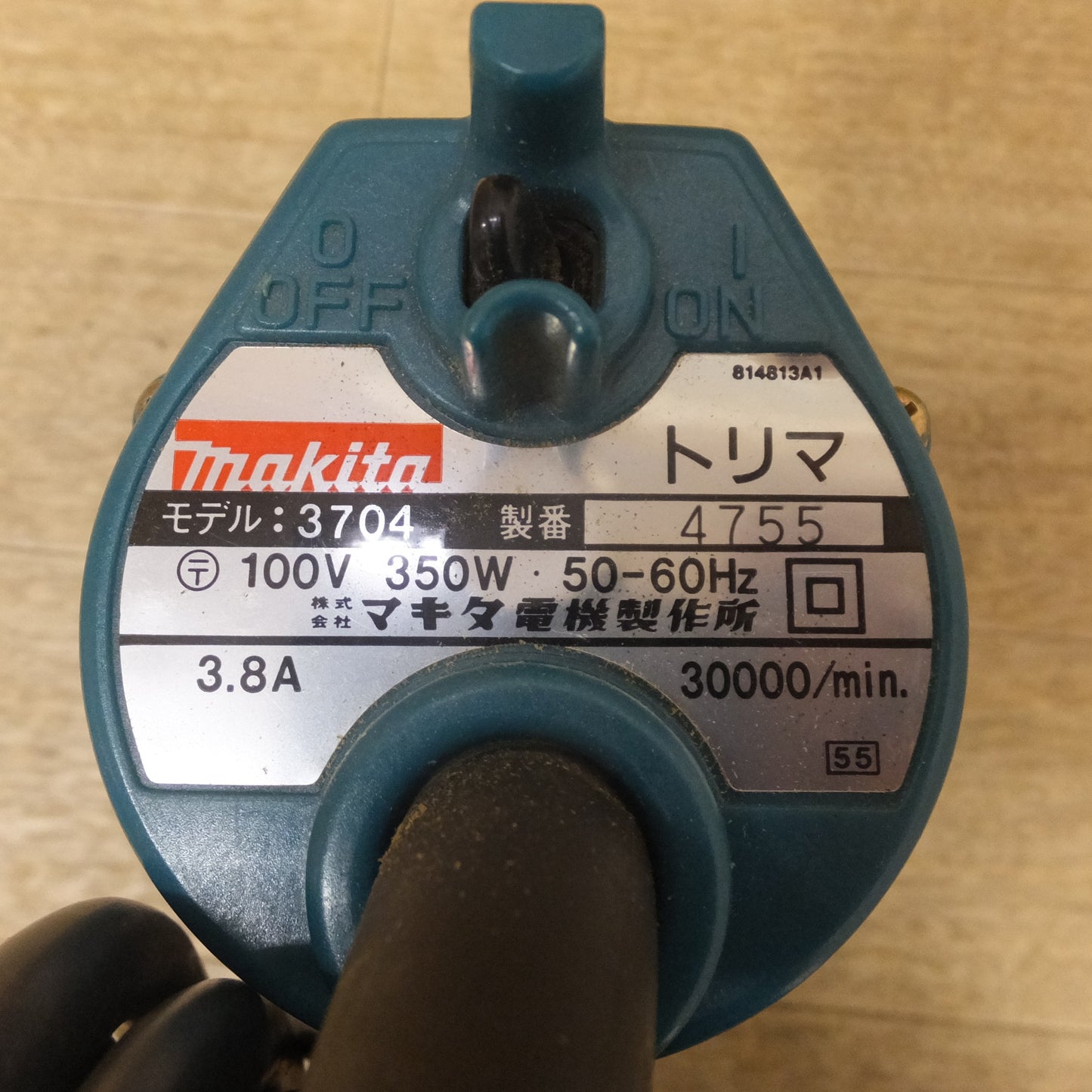 [送料無料] ★マキタ makita トリマ 3704　100V 350W 50-60Hz 3.8A 30000/min.★