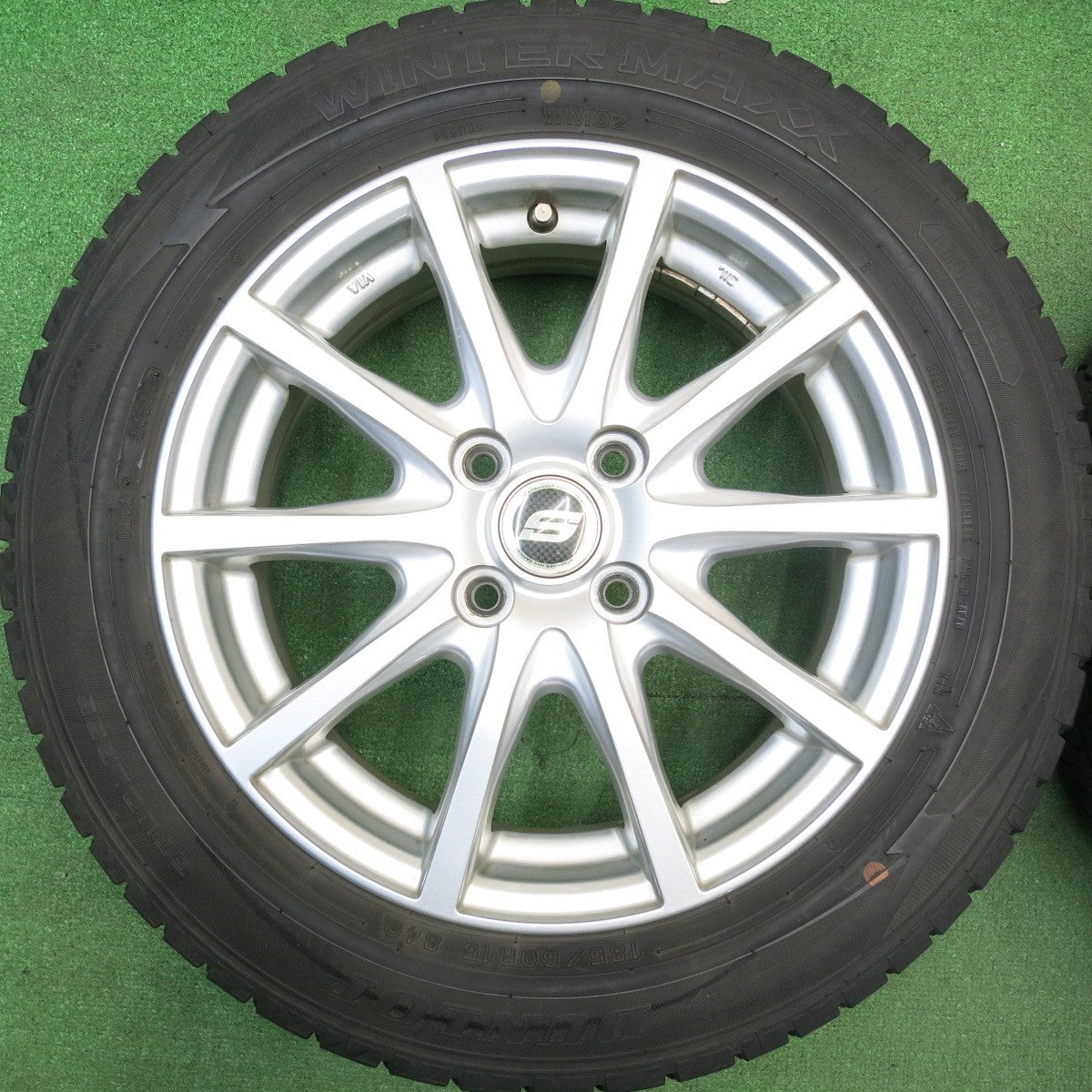 4本価格★スタッドレス 185/60R15 ダンロップ ウインターマックス WM02 STRANGER ストレンジャー 15インチ PCD100/4H★6010808HAス