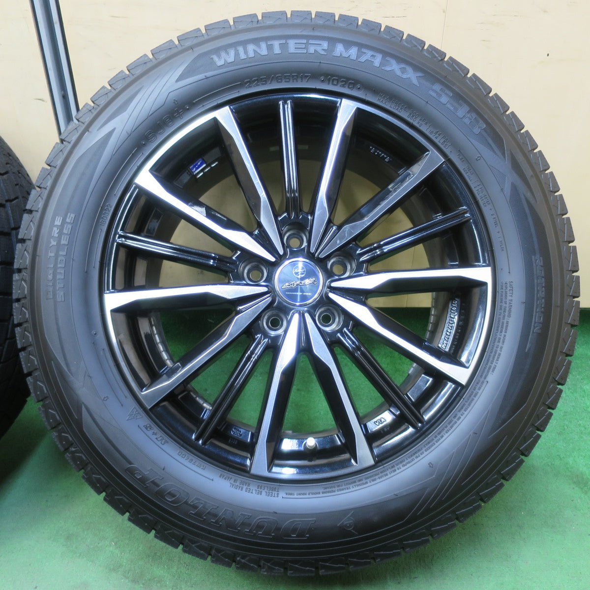 タイヤほぼ未使用！21年★スタッドレス 225/65R17 ダンロップ ウインターマックス SJ8 SMACK ENKEI スマック エンケイ 17インチ PCD114.3/5H★5071204イス