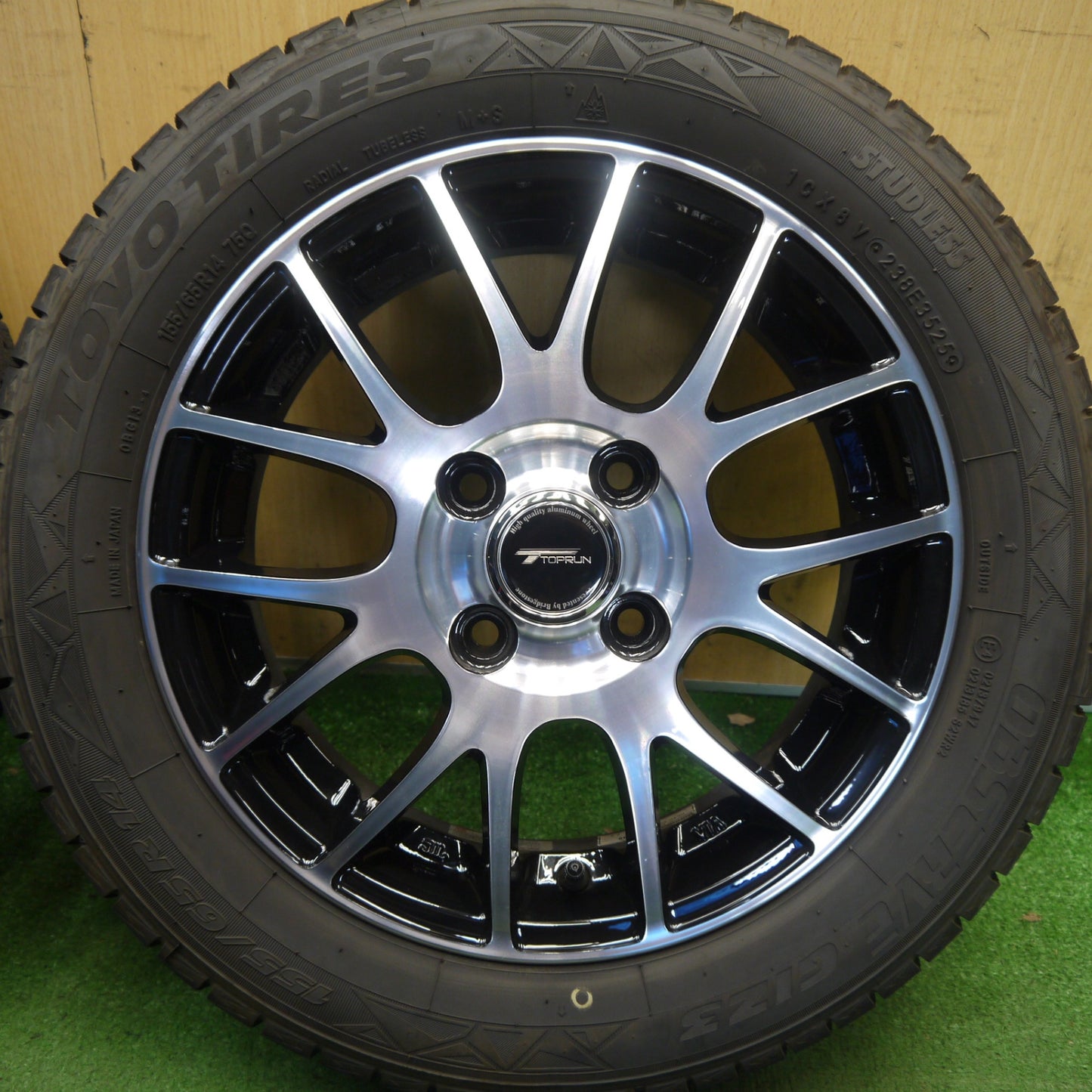 バリ溝！25年！キレイ！ほぼ10分◎スタッドレス 155/65R14 トーヨー オブザーブ GIZ3 TOPRUN トップラン 14インチ PCD100/4H◎6070103Hス