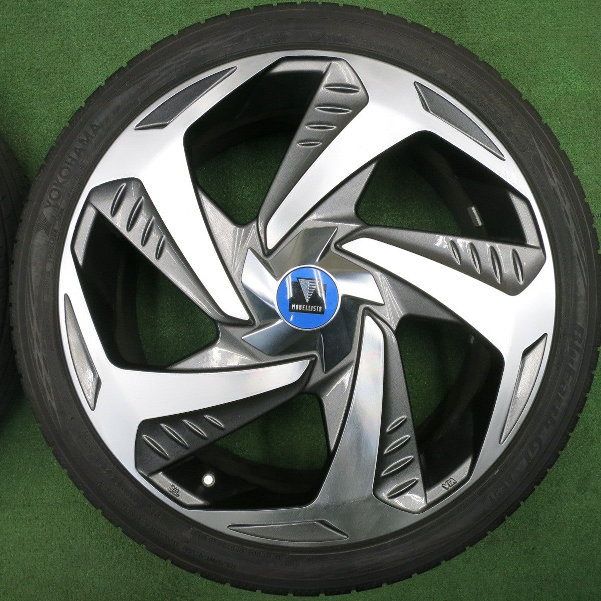 [送料無料] 4本価格！21年★トヨタ 50系 プリウス 純正 MODELLISTA ウイングダンサー7 215/40R18 ヨコハマ BluEarth-GT AE51 18インチ PCD100/5H★5010708NJノ