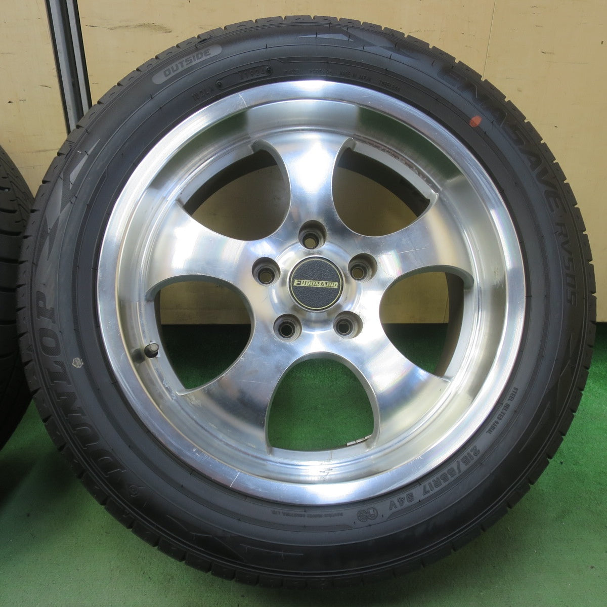バリ溝！24年！9.5分★215/55R17 ダンロップ エナセーブ RV505 EUROMAGIC ユーロマジック 17インチ PCD114.3/5H★6052906イノ