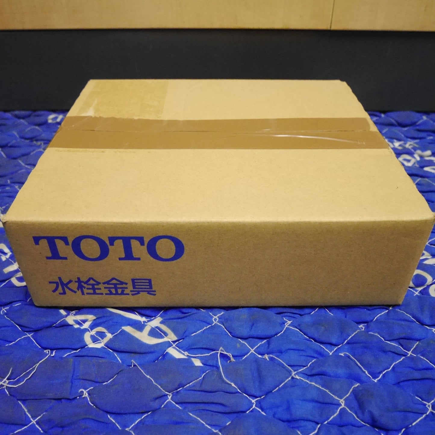 ●複数在庫有●[送料無料] 未使用☆TOTO 台付 自動 水栓 TLE28005J (スパウト部) トートー Aタイプ ワンプッシュ☆