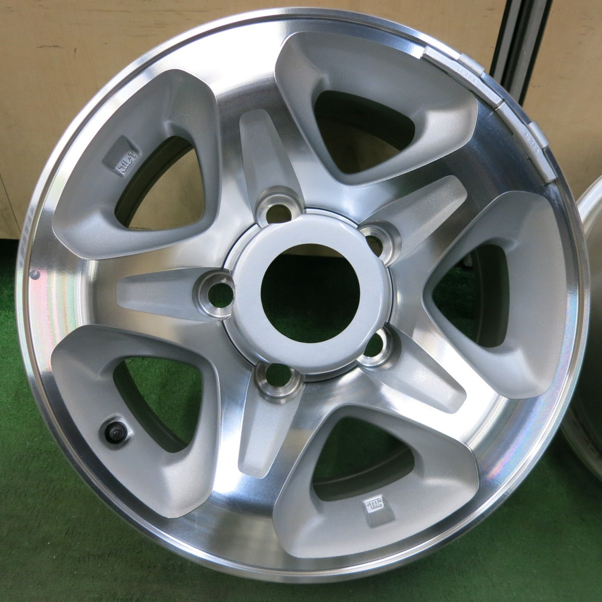 [送料無料] キレイ★トヨタ 70系 ランクル 再販 復刻 モデル 純正 ホイール 16インチ 16×7JJ PCD150/5H★5011708SYホ