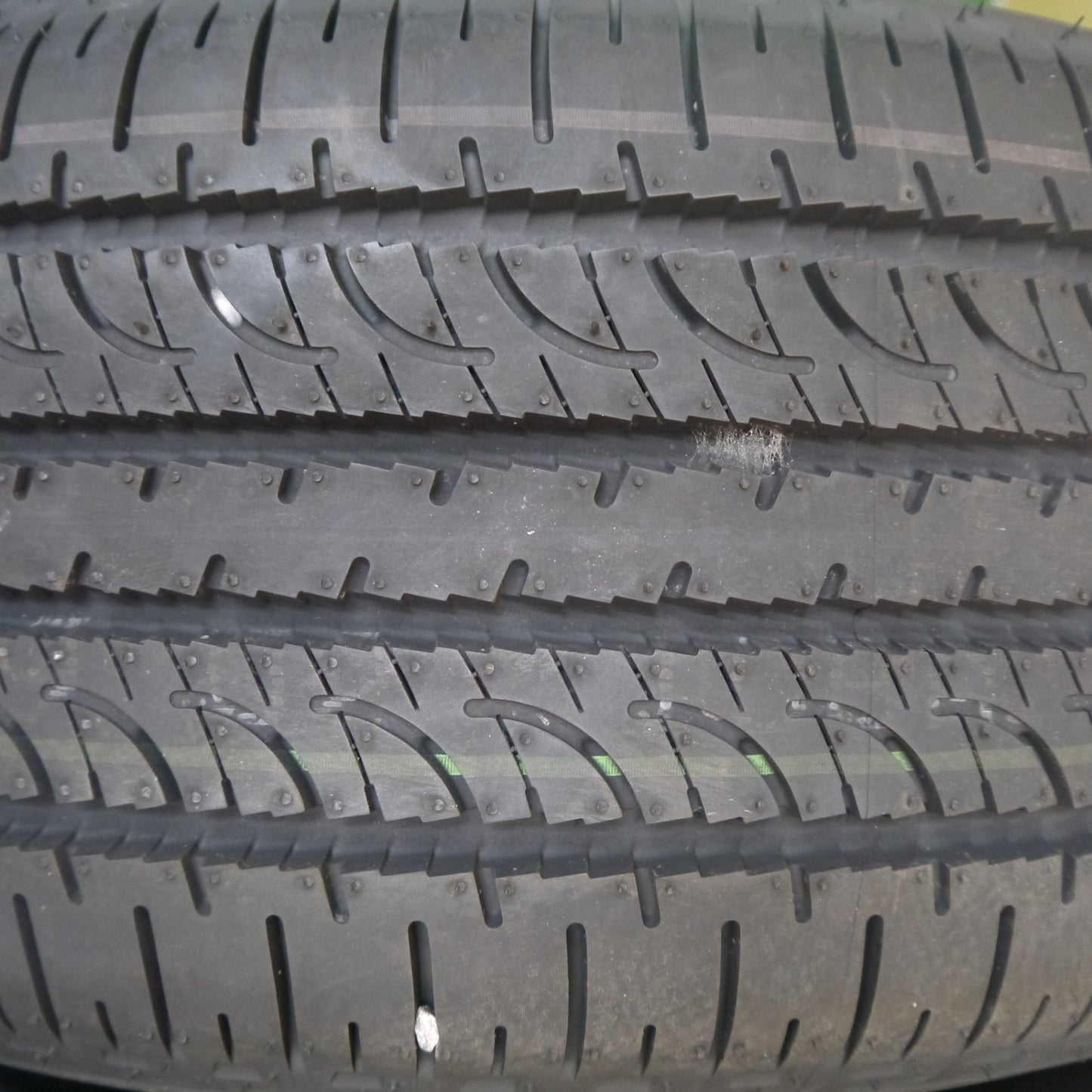 新車外し！25年★225/55R18 ヨコハマ ジオランダー SUV G055 G055E タイヤ 18インチ デリカ D:5 ZR-V フォレスター 等★5072503Hノタ