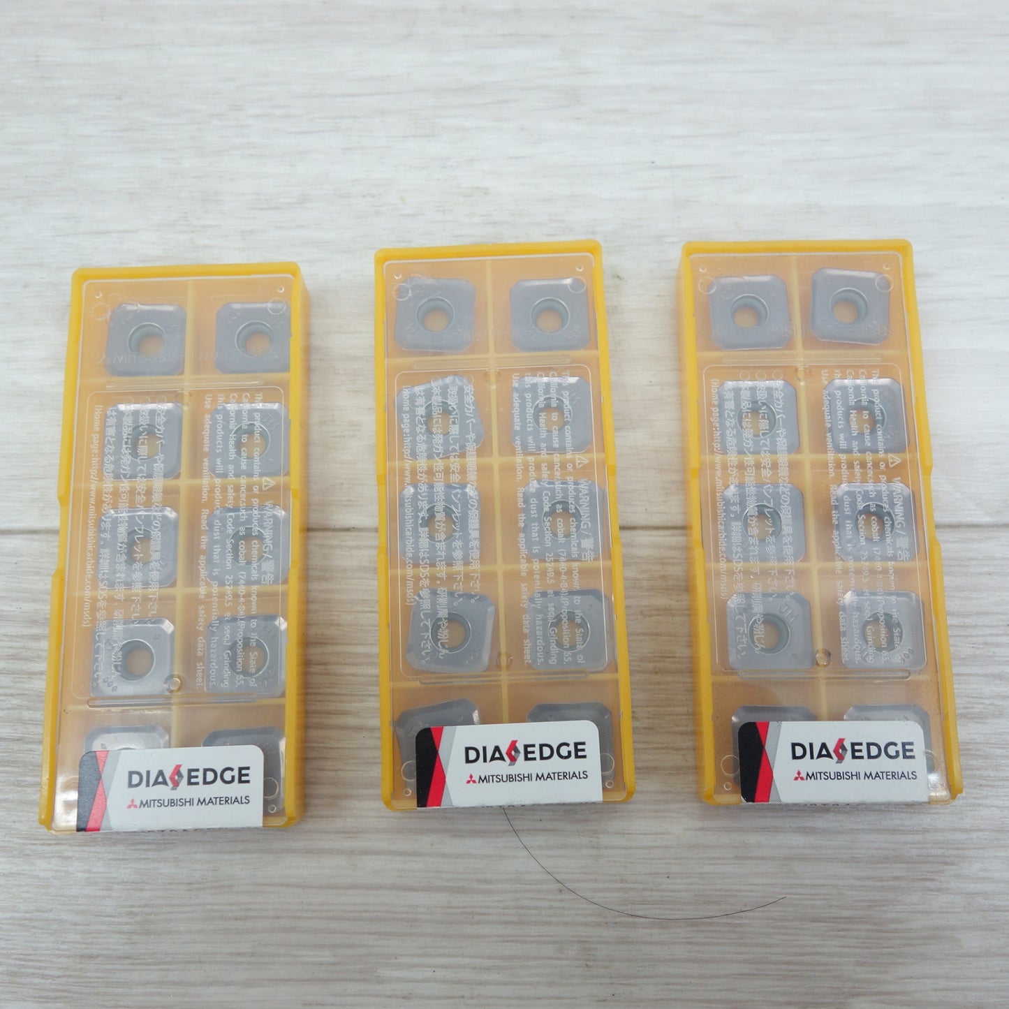 [送料無料] 未使用！3点セット☆三菱 マテリアル チップ SEMT13T3AGSN-JM VP15TF フライス カッター☆