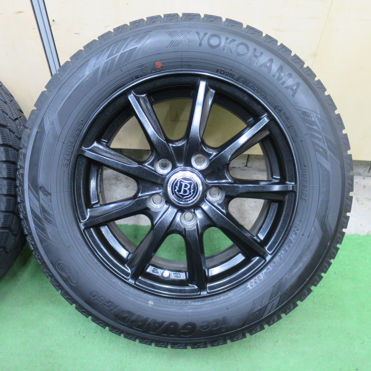 バリ溝！23年！キレイ！9.5分★スタッドレス 195/65R15 ヨコハマ アイスガード iG60 BRANDLE-LINE ブランドル ライン 15インチ PCD114.3/5H★6021404TTス