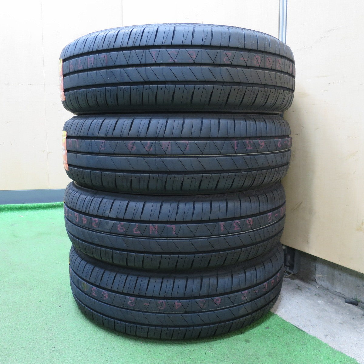 未使用！26年★185/65R15 ブリヂストン FINESSA HB01 フィネッサ タイヤ 15インチ フリード アクア ヤリス クロス ヴィッツ オーラ ノート シエンタ 等★6032301NGノタ