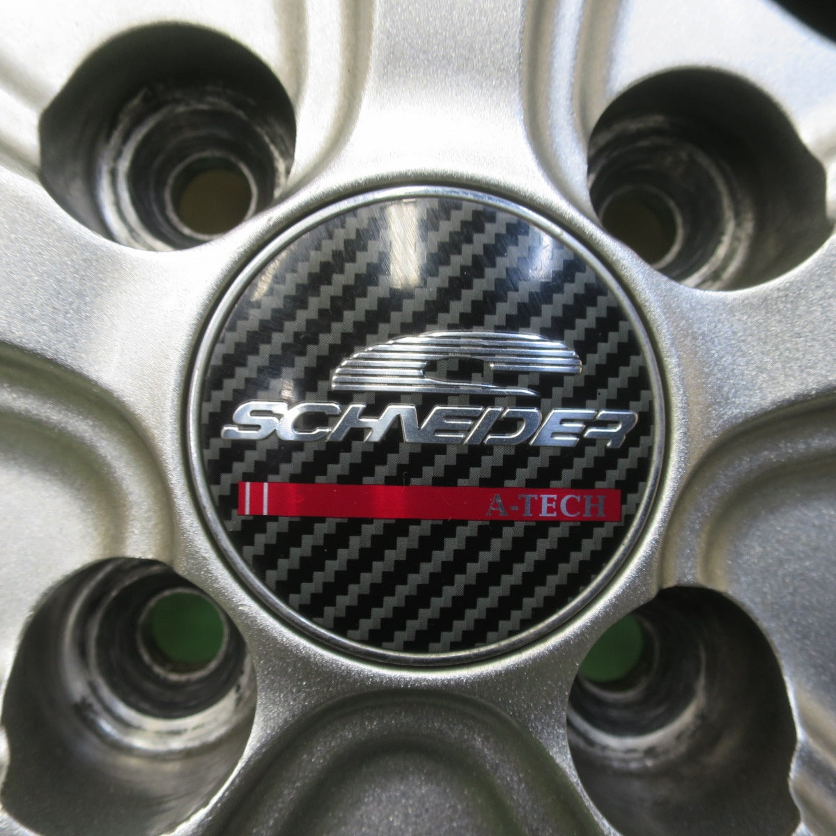 バリ溝！キレイ！9.5分◎スタッドレス 175/65R15 ダンロップ ウインターマックス WM01 SCHNEIDER シュナイダー 15インチ PCD100/4H◎6081203イス