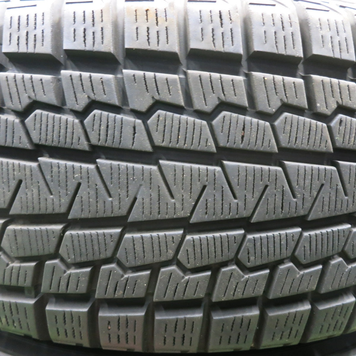 [送料無料] バリ溝！キレイ！9.5分★スタッドレス 235/60R18 ヨコハマ アイスガード G075 MiLLOUS ミルアス 18インチ PCD114.3/5H★5011205HAス