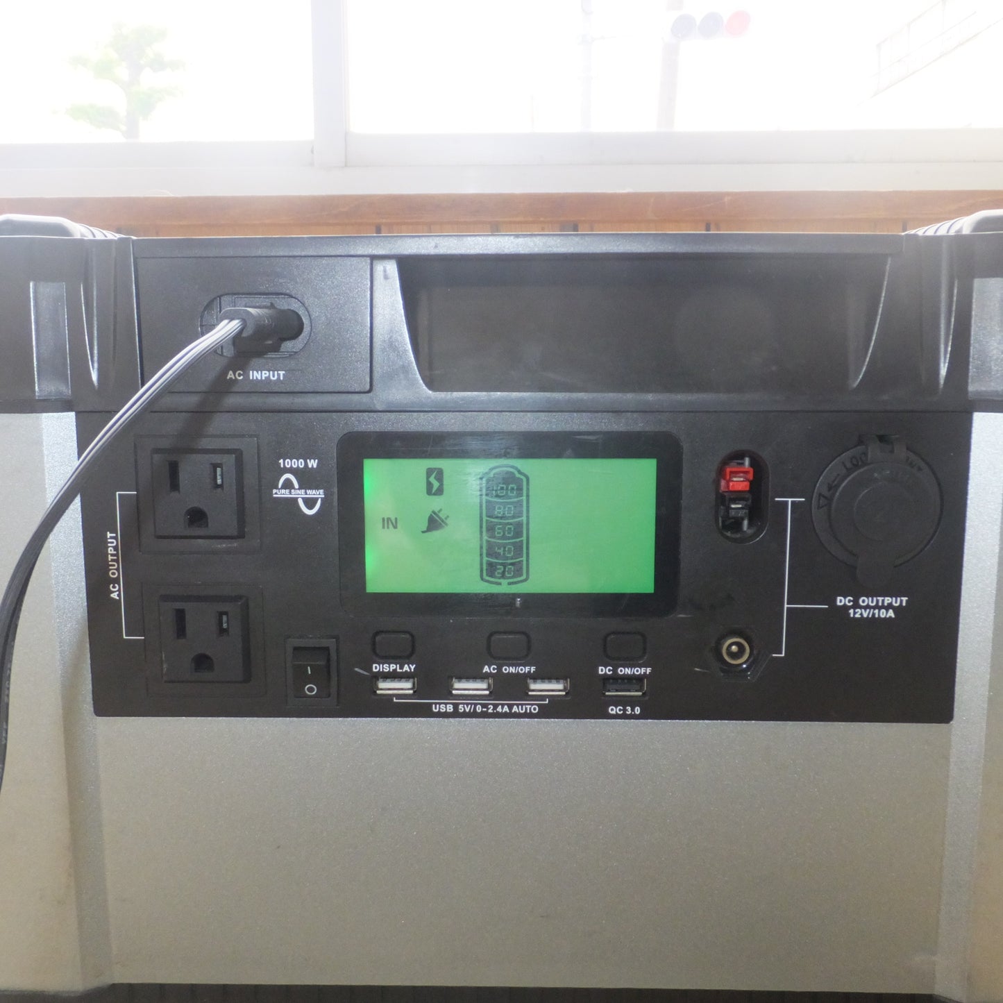 [送料無料] ★ベステック BESTEK ポータブル電源 BTPB18　定格容量 180000mAh　100V～ 50Hz/60Hz★
