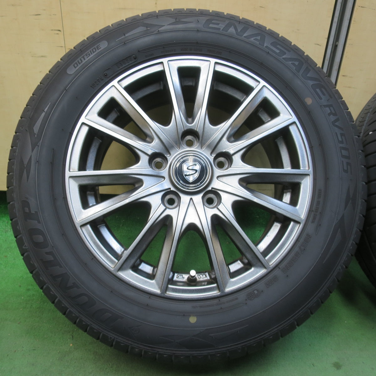 バリ溝！キレイ！8.5分★195/65R15 ダンロップ エナセーブ RV505 STRANGER ストレンジャー 15インチ PCD114.3/5H★6010910イノ