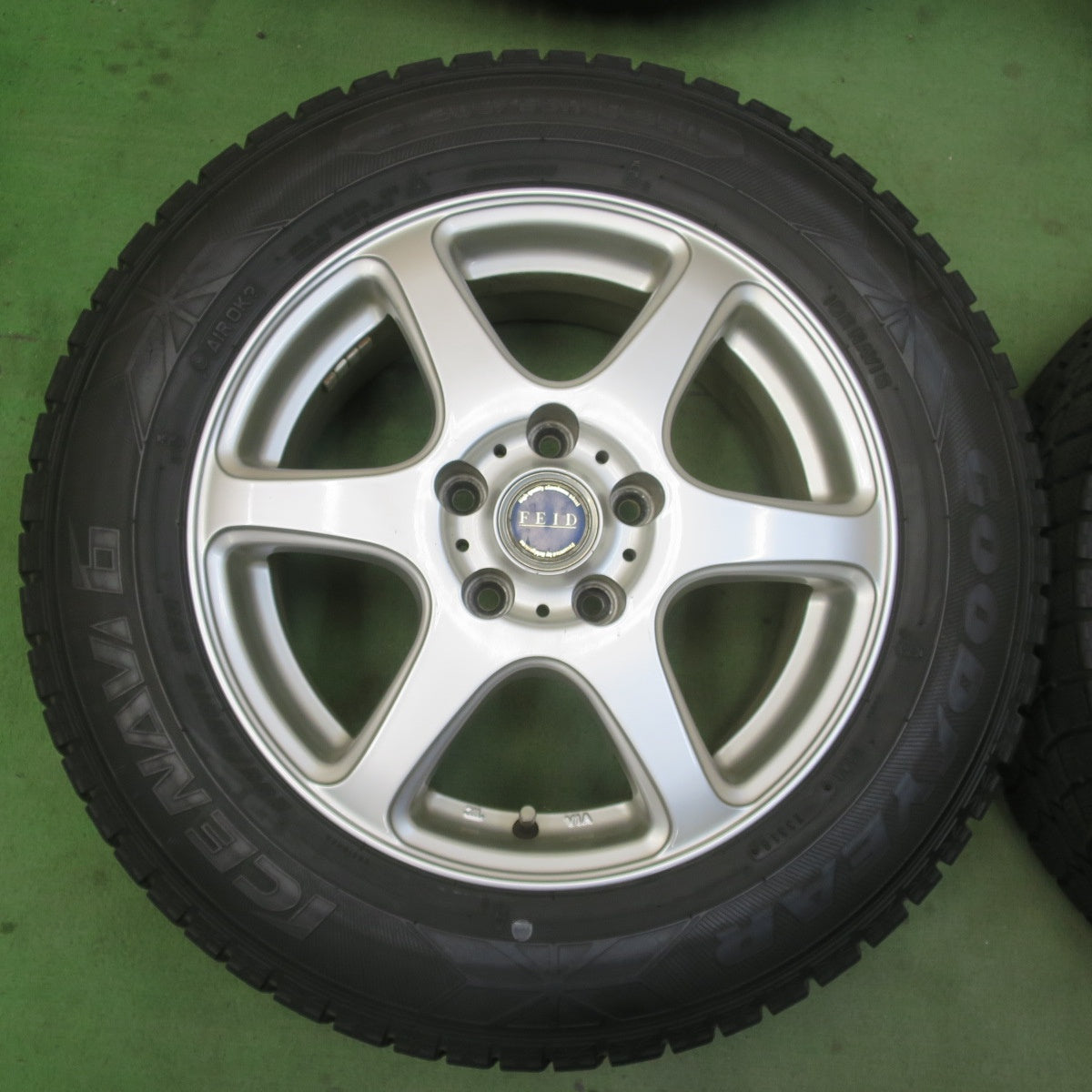 4本価格★スタッドレス 205/65R16 グッドイヤー アイスナビ6 FEID フェイド 16インチ PCD114.3/5H★6040706イス