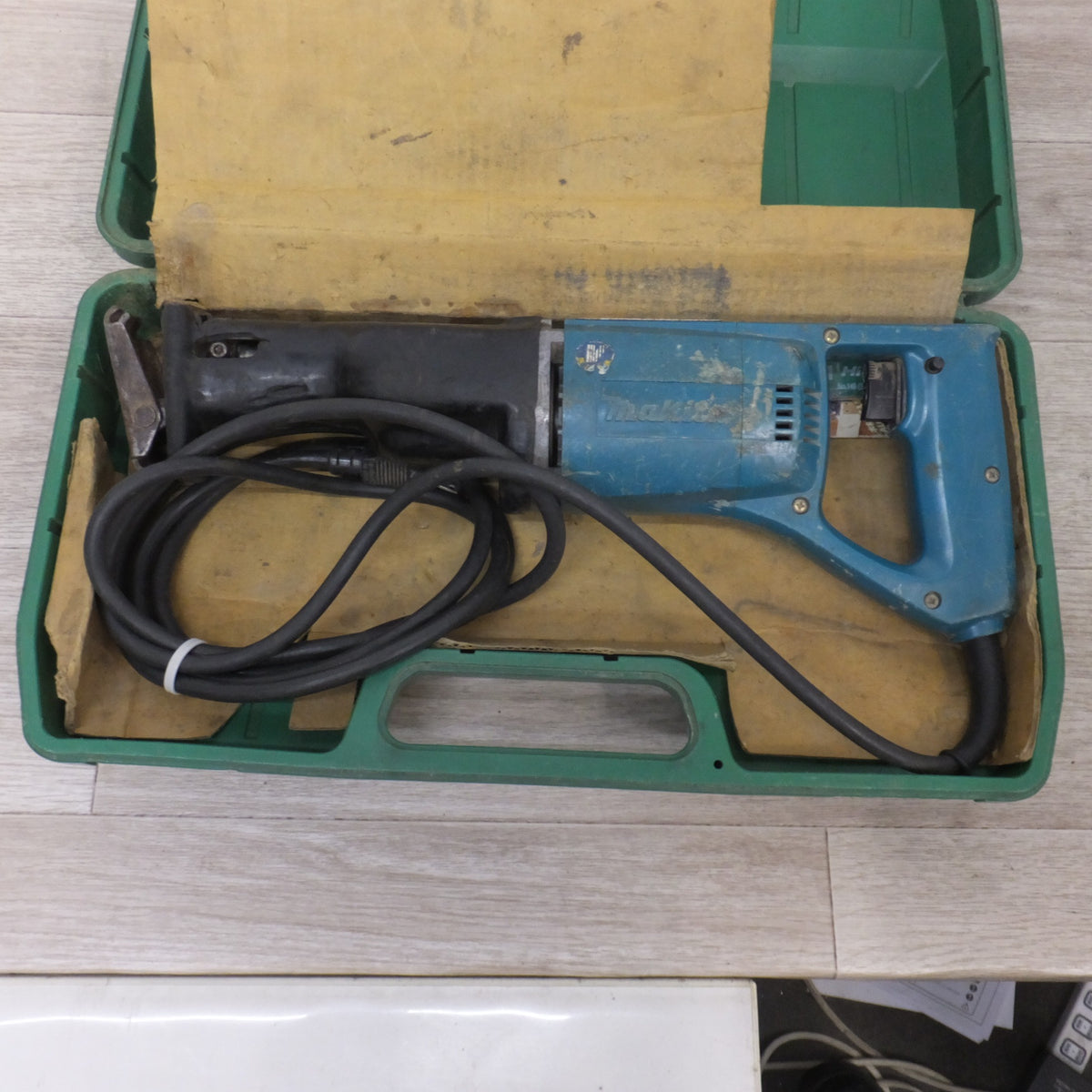 ★マキタ makita レシプロソー JR3000V　100V 620W 50-60Hz 6.5A★