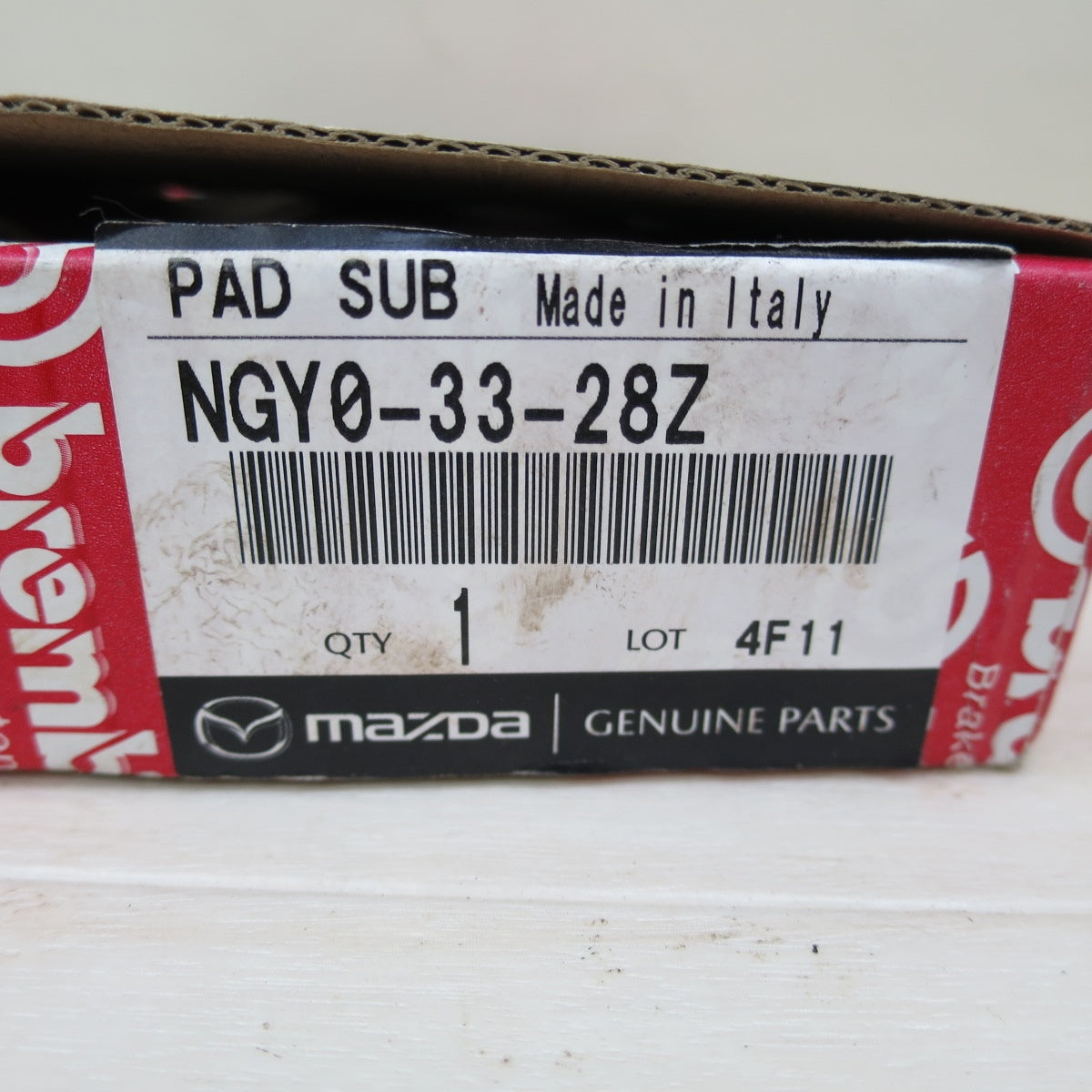 [送料無料] ☆マツダ ND ロードスター 純正 brembo 製 フロント ディスク パッド キット NGY0-33-28Z ブレーキ パッド カー パーツ☆