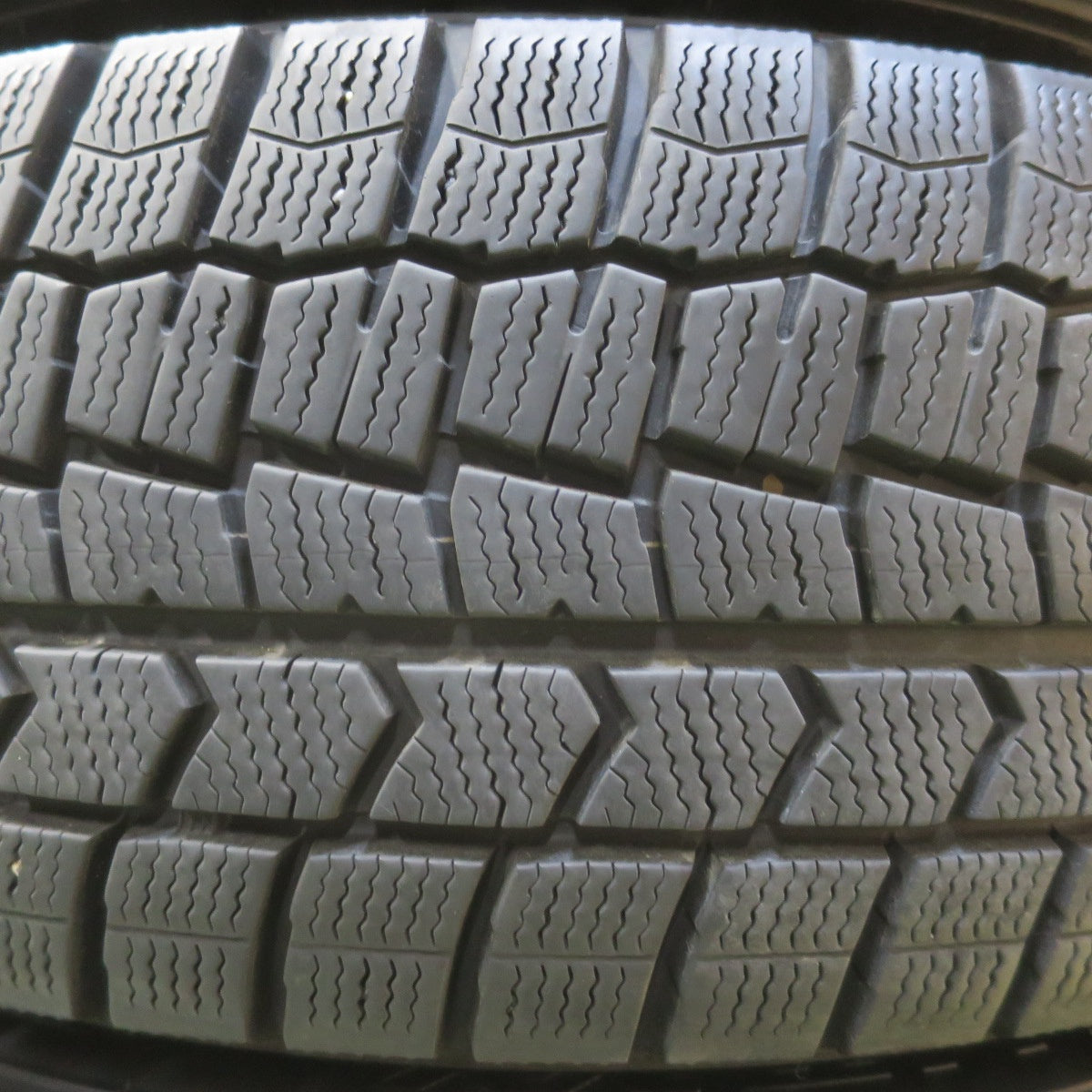 バリ溝！22年！9分★スタッドレス 195/65R15 ダンロップ ウインターマックス WM02 ECO FORME エコフォルム 15インチ PCD114.3/5H★6051804イス