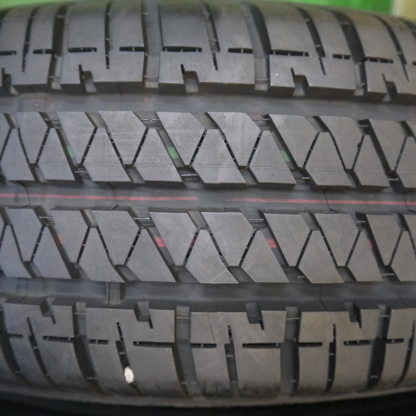 超バリ溝！ほぼ10分★195/80R15 ブリヂストン デューラー H/T 684Ⅱ DUELER タイヤ 15インチ ジムニー シエラ ジムニー ノマド 等★6070508Hノタ