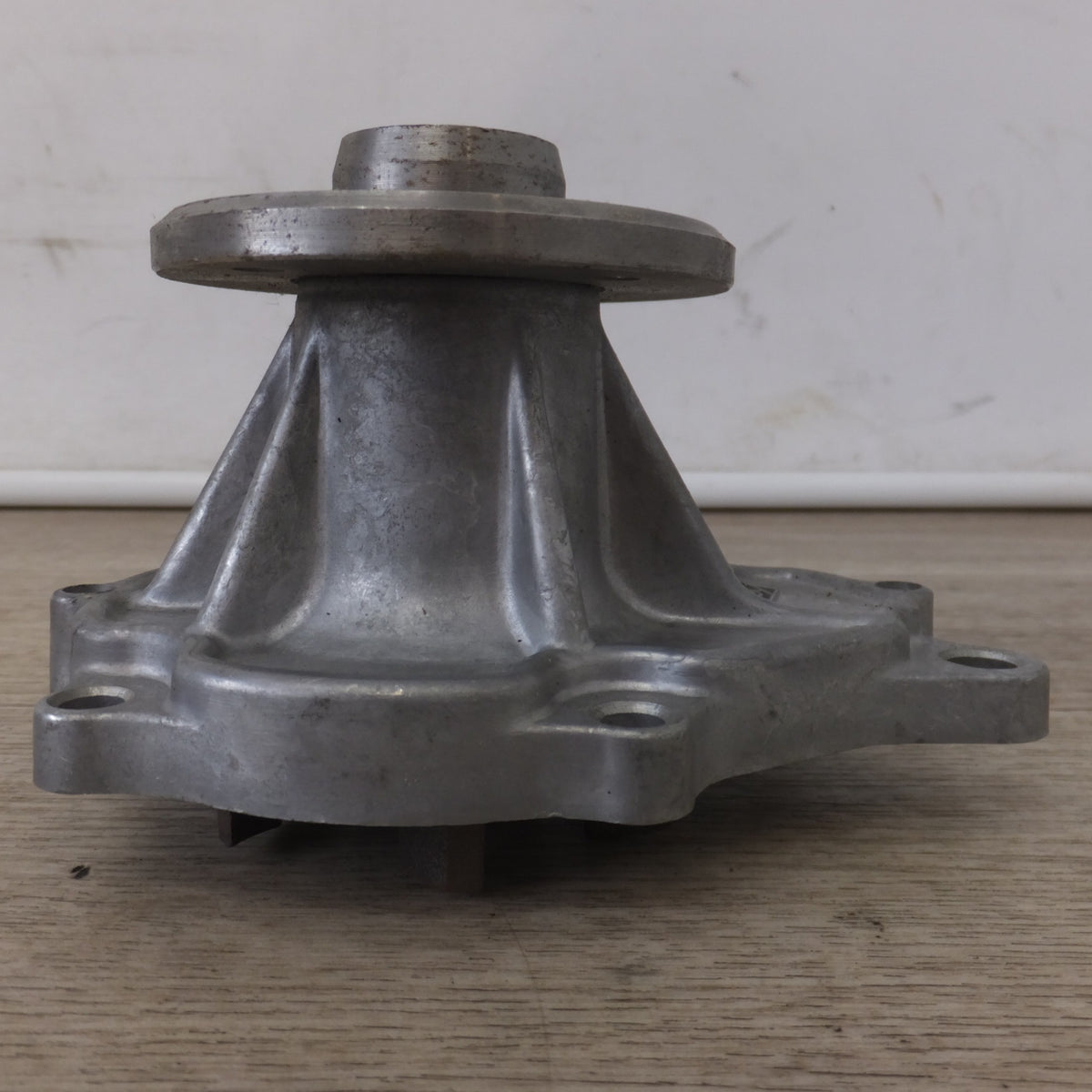 ★Toyo 1114 ウォーターポンプ WATER PUMP 21010-E3028 E3027　GC10 GC110 230V.DX★