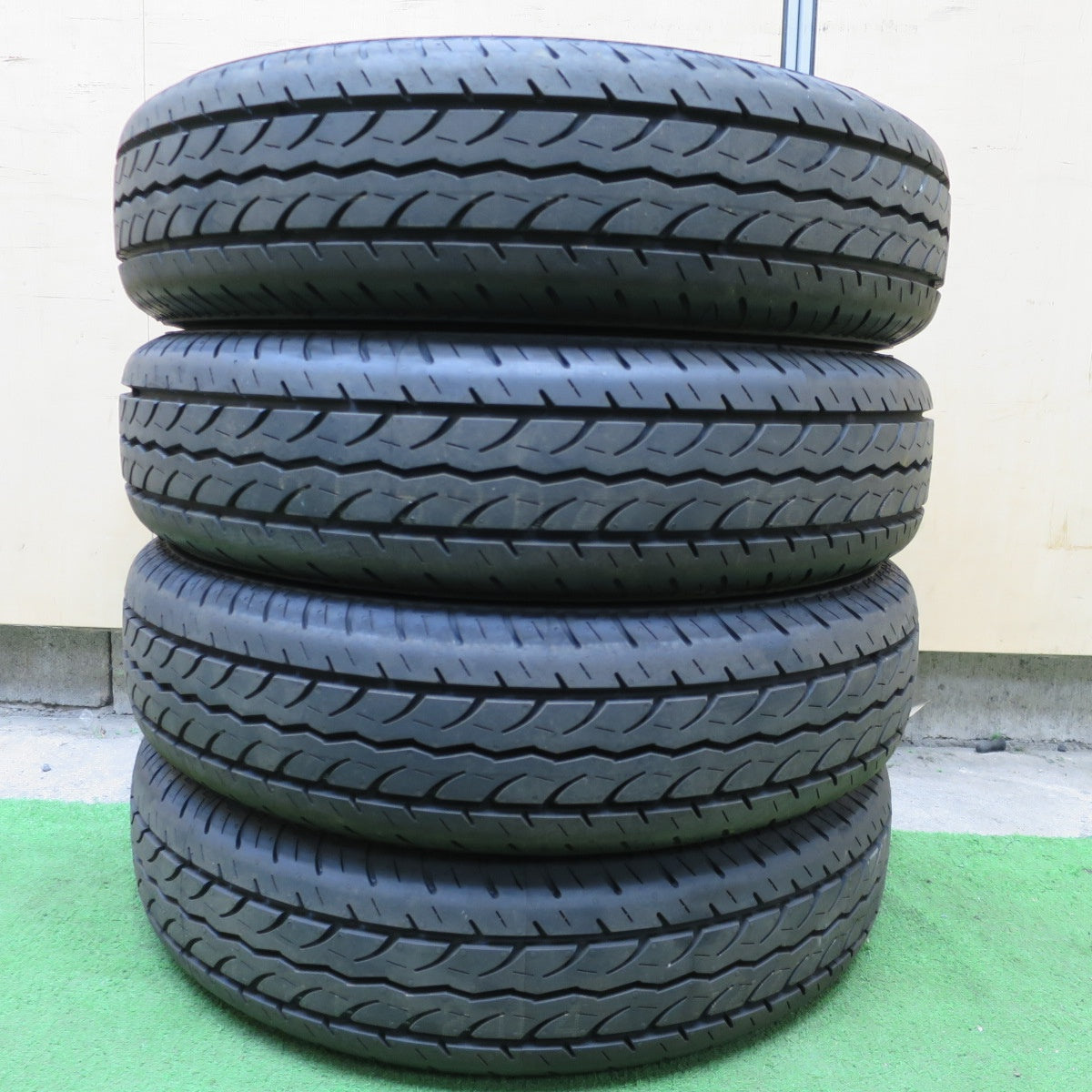 新車外し！25年★145/80R12 80/78N ヨコハマ JOB RY52 タイヤ 12インチ ハイゼット キャリイ エブリイ アトレー 等★6030603NGノタ