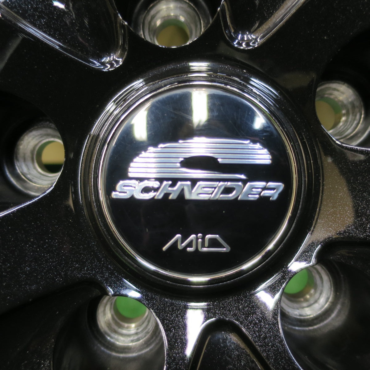 [送料無料] バリ溝！20年！キレイ！9分★スタッドレス 205/65R16 ヨコハマ アイスガード iG50 プラス SCHNEIDER MiD シュナイダー 16インチ PCD114.3/5H★4110511イス