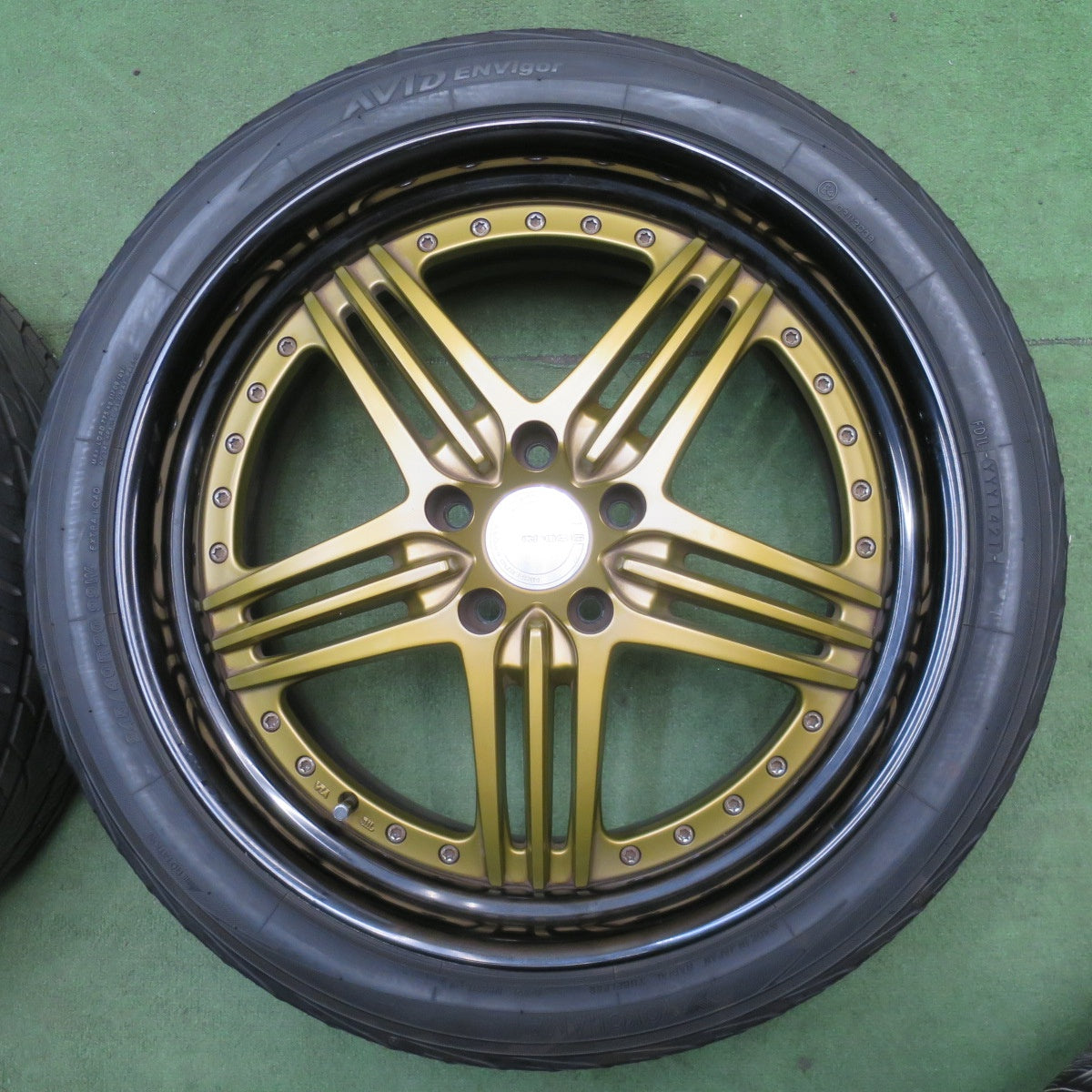バリ溝！キレイ！9.5分◎BMW 等 ENERGY INDIVIDUAL TYPE2 XIDV-2 245/40R20 ヨコハマ AVID ENVigor エナジー インディヴィデュアル 20インチ PCD120/5H◎6061706NJノ
