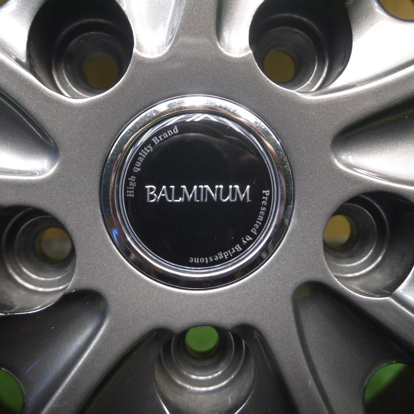 *送料無料* バリ溝！22年！キレイ！9.5分★スタッドレス 205/60R16 ブリヂストン ブリザック VRX2 BALMINUM バルミナ 16インチ PCD114.3/5H★4032712Hス