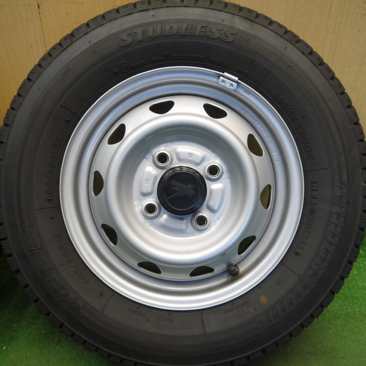 バリ溝！25年！キレイ！9分◎スタッドレス 145/80R12 80/78N ブリヂストン W300 スチール ホイール 12インチ PCD100/4H◎6090203Hス
