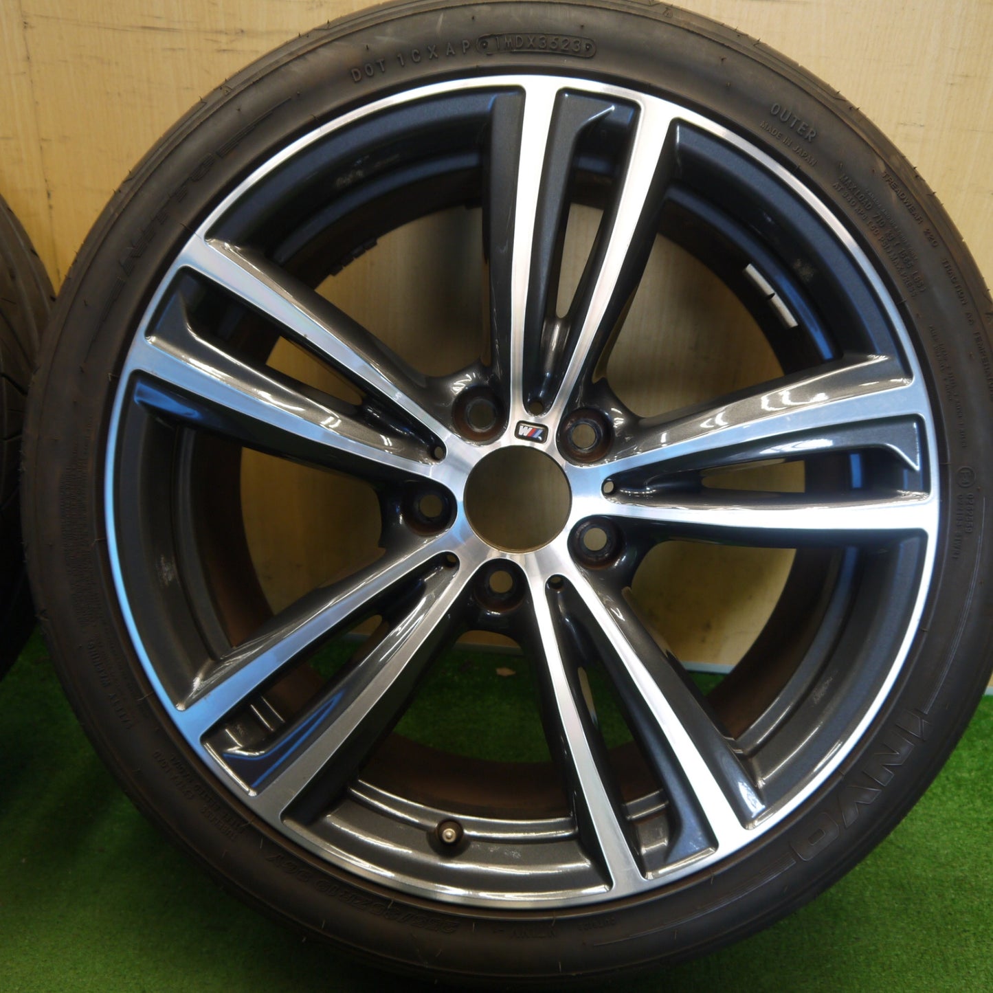 4本価格！23年◎BMW 3シリーズ F30 F31 Mスポーツ 純正 ダブルスポーク 442M 225/40R19 255/35R19 ニットー iNVO 19インチ PCD120/5H◎6062904Hノ