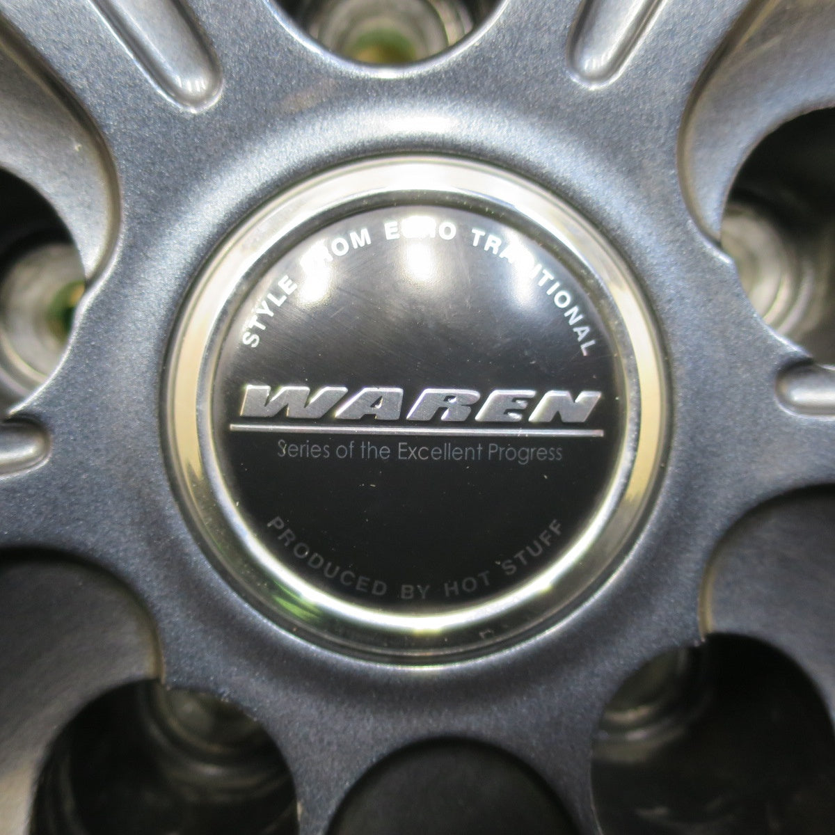 [送料無料] バリ溝！23年！キレイ！9.5分★スタッドレス 205/60R16 オートバックス ノーストレック N5 N3i WAREN W05 ヴァーレン 16インチ PCD114.3/5H★4123013イス