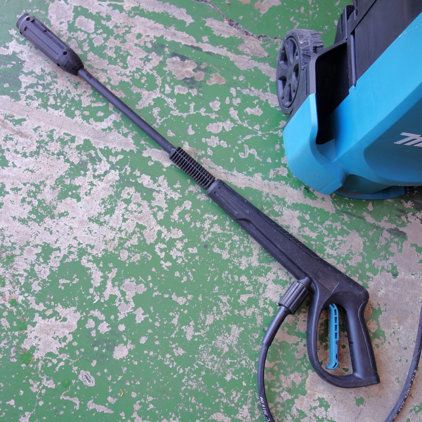 [送料無料] ◆makita マキタ 高圧洗浄機 MHW0820 屋外用 静音+節水モード AC100V 50/60Hz◆