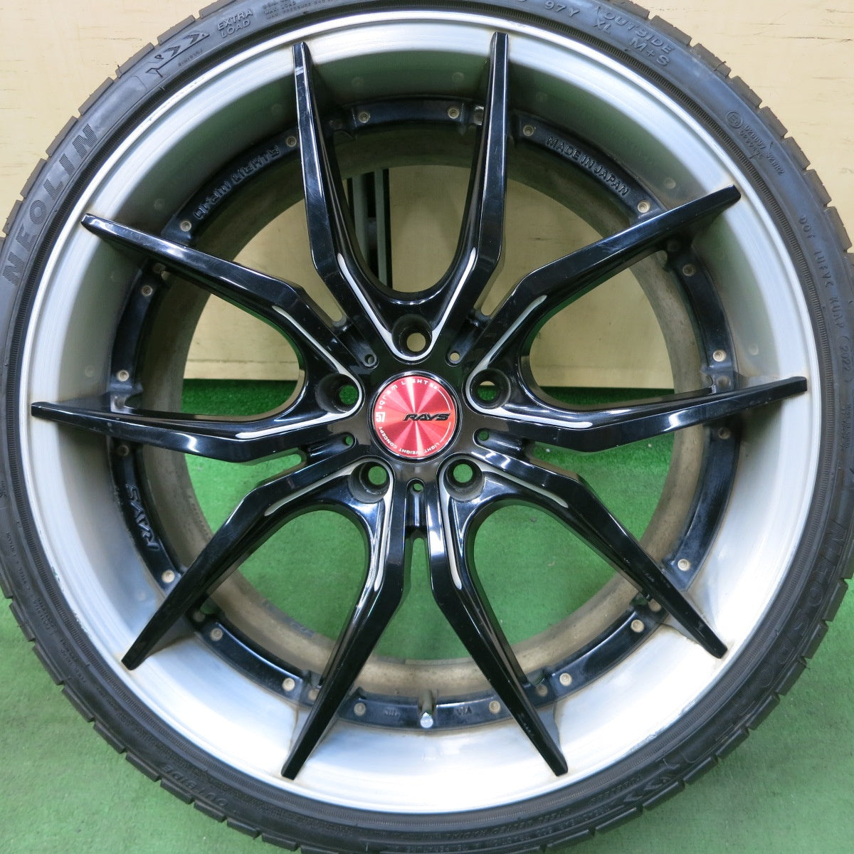 [送料無料] バリ溝！22年！キレイ！9.5分！1本★RAYS gram LIGHTS 57FXX-PRO 275/30R20 ネオリン ネオスポーツ レイズ グラムライツ 20インチ PCD114.3/5H★5011103ナノ