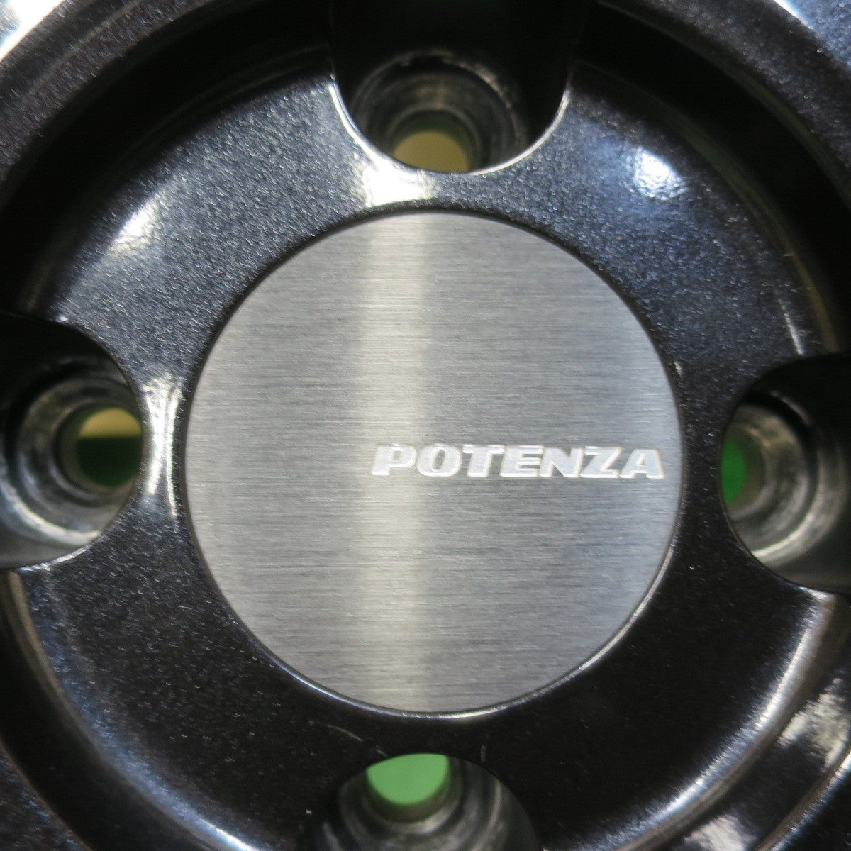 バリ溝！23年！キレイ！ほぼ10分★スタッドレス 185/55R16 ブリヂストン ブリザック VRX3 POTENZA SW010 ポテンザ 16インチ PCD100/4H★6031109イス