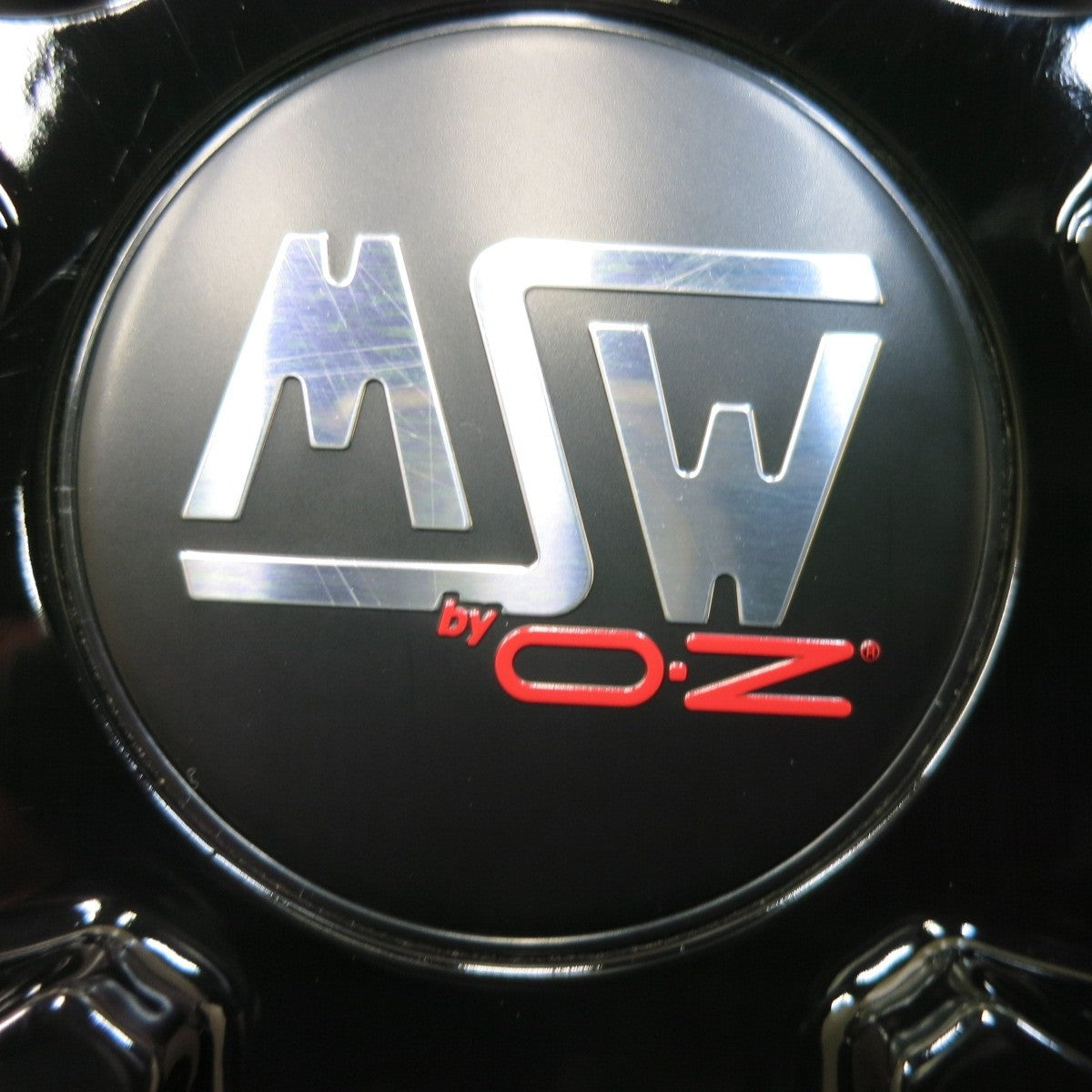 キレイ★O・Z MSW50 ホイール 19インチ 19×8J OZ PCD114.3/5H★5021004SYホ