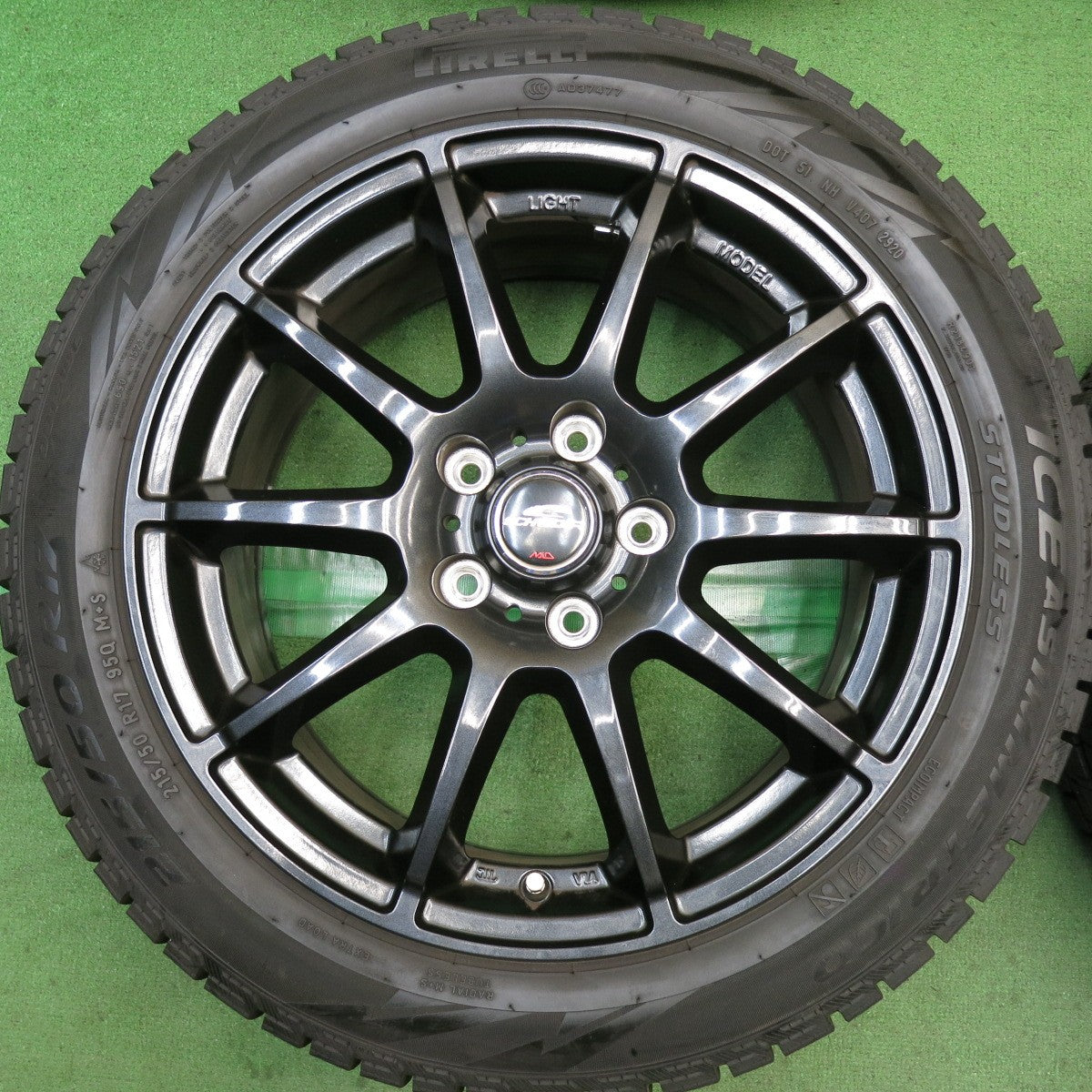 バリ溝！キレイ！9.5分以上◎スタッドレス 215/50R17 ピレリ アイスアシンメトリコ SCHNEIDER MiD シュナイダー 17インチ PCD114.3/5H◎6091204HAス