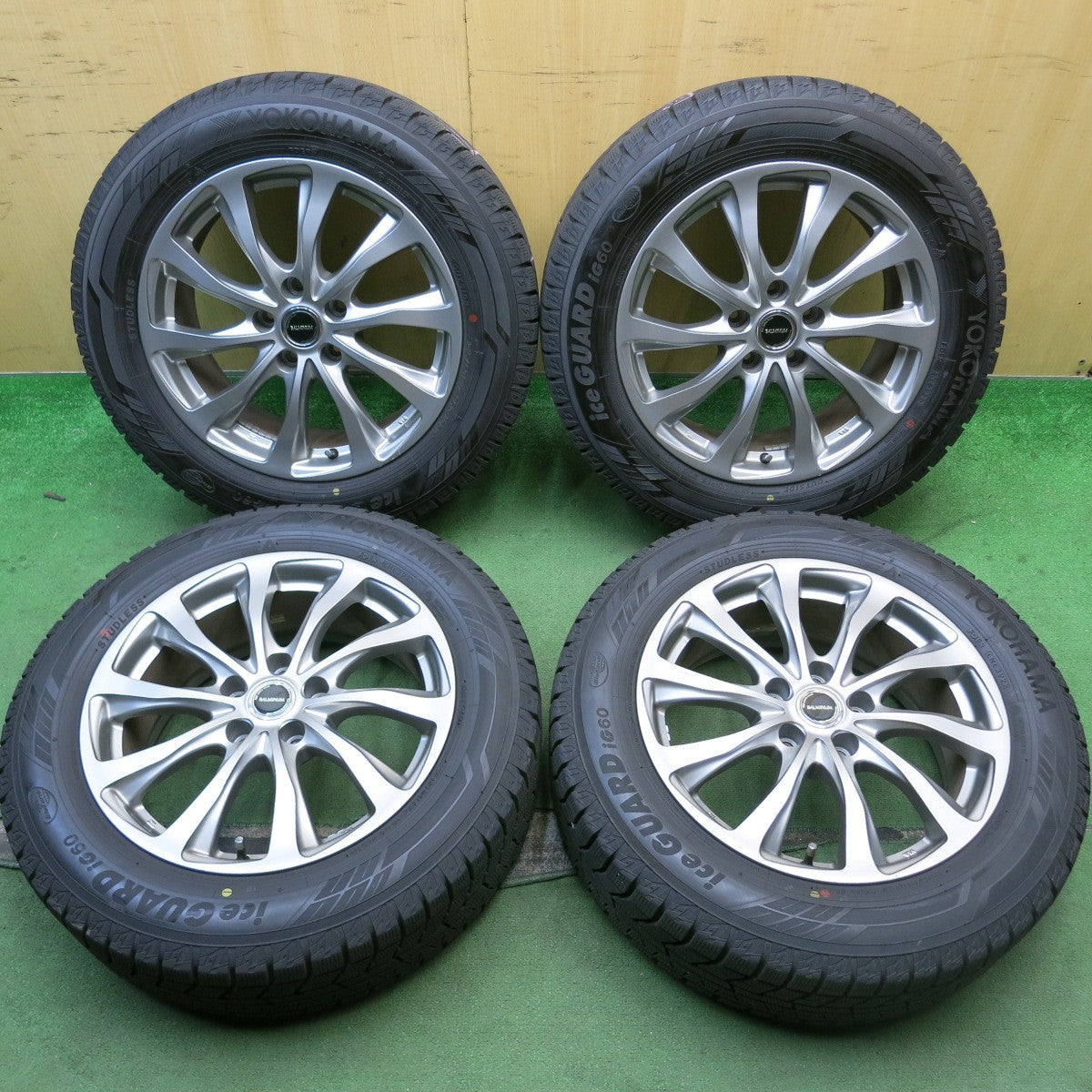 バリ溝！23年！9.5分★スタッドレス 215/60R17 ヨコハマ アイスガード iG60 BALMINUM バルミナ 17インチ PCD114.3/5H★5100404HAス
