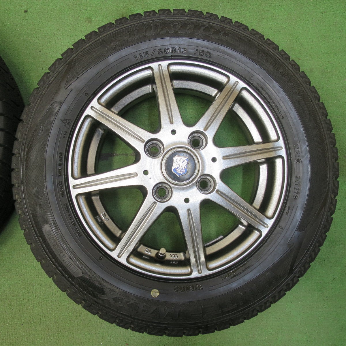 バリ溝！22年！8.5分★スタッドレス 145/80R13 ダンロップ ウインターマックス WM02 社外 アルミ 13インチ PCD100/4H★5053108イス