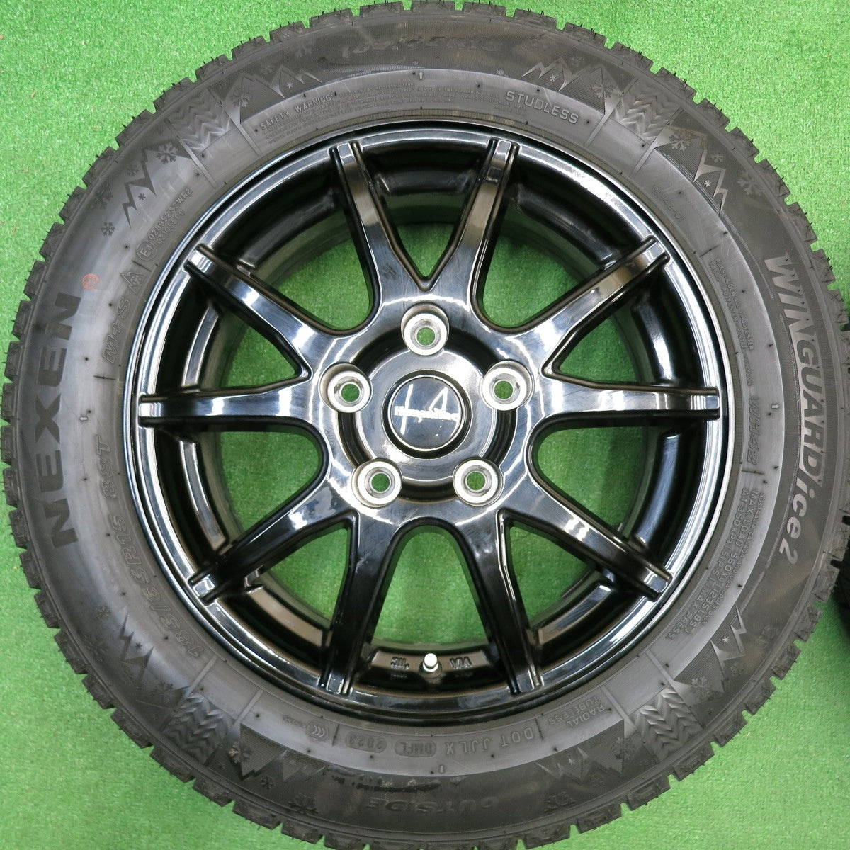 バリ溝！23年！9.5分以上★スタッドレス 185/65R15 ネクセン ウィンガード ice2 Humanline ヒューマンライン 15インチ PCD114.3/5H★5122113HAス