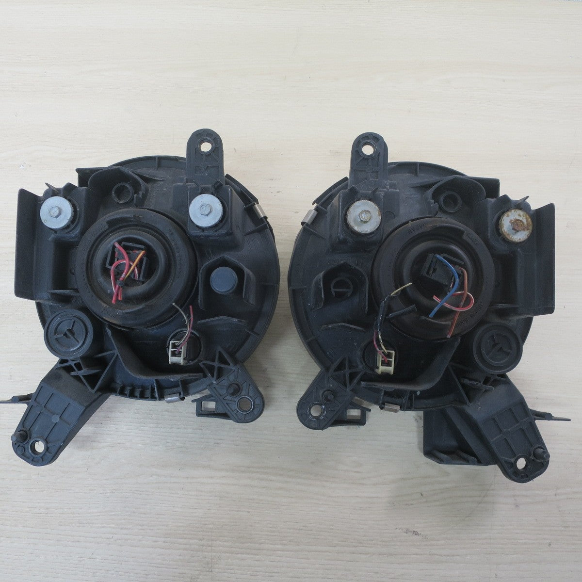 左右セット♪ダイハツ L750 ネイキッド 純正 ヘッドライト KOITO 100-51628 HCR-557 HCR-174 ヘッドランプ 照明 カー パーツ♪